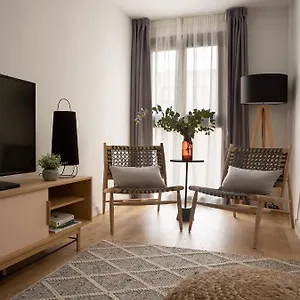  Apartment One Bedroom 1202 Spain